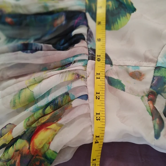 2/$10 Fit and flare sweetheart sundress - Picture 9 of 14